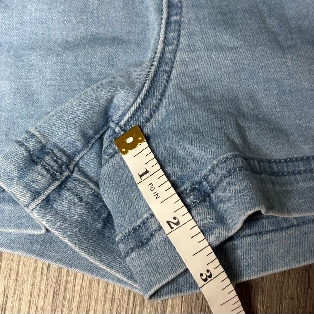 Drawstring Elastic Waist Jean Shorts - Picture 10 of 10